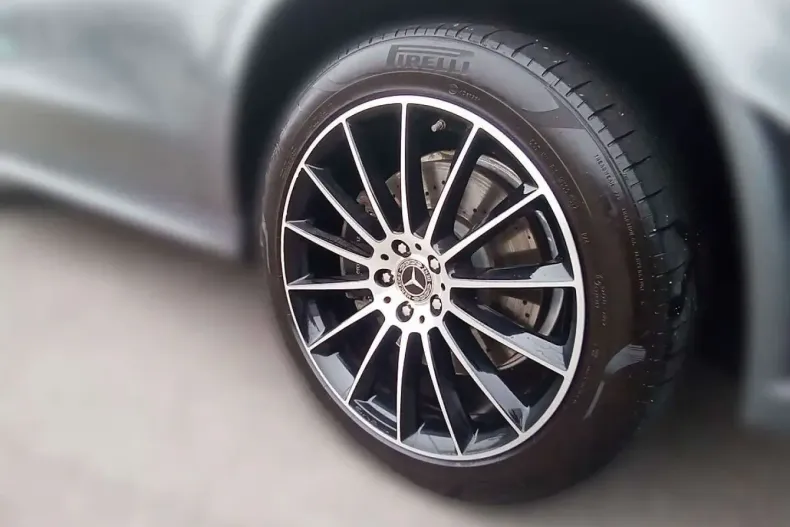 Mercedes-Benz GLE 400 (Clasa GLE) din 2022 cu 22.950 km - oferta MER197791 - foto 18