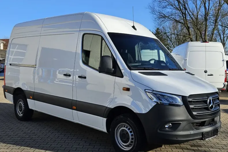 Mercedes-Benz Sprinter din 2024 cu 26.193 km - oferta MER197792 - foto 1