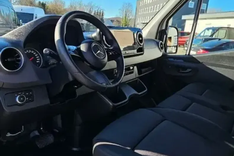 Mercedes-Benz Sprinter din 2024 cu 26.193 km - oferta MER197792 - foto 19
