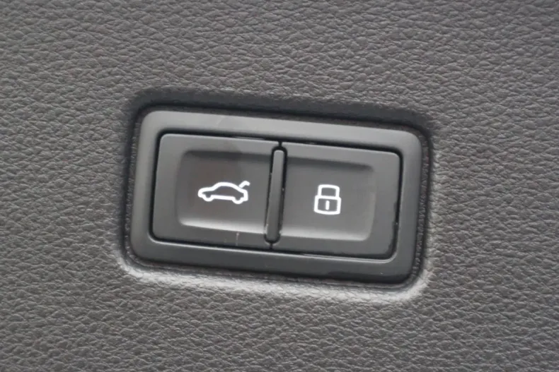 Audi Q5 din 2022 cu 38.440 km - oferta AUD197794 - foto 7