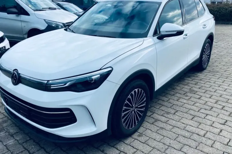 Volkswagen Tiguan din 2024 cu 74.000 km - oferta VOL197795 - foto 1