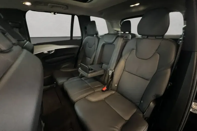 Volvo XC90 din 2024 cu 28.616 km - oferta VOL197799 - foto 17