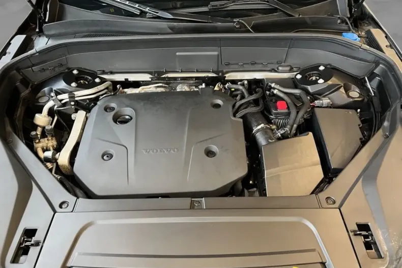 Volvo XC90 din 2024 cu 28.616 km - oferta VOL197799 - foto 21