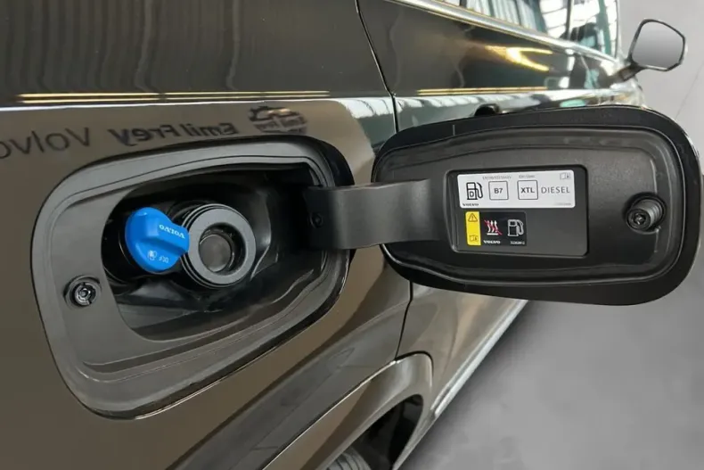 Volvo XC90 din 2024 cu 28.616 km - oferta VOL197799 - foto 30