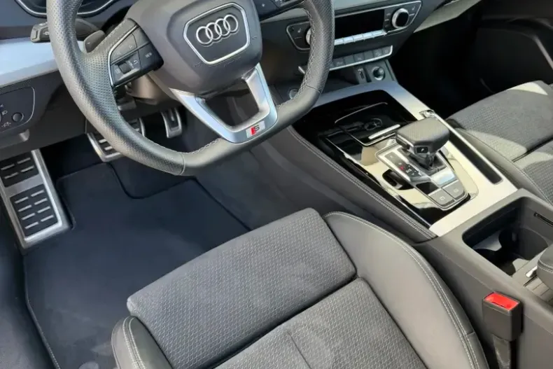 Audi Q5 din 2024 cu 16.500 km - oferta AUD197800 - foto 8