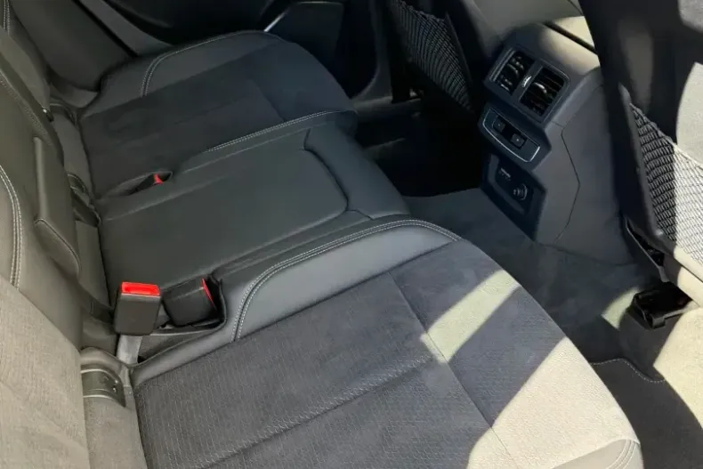 Audi Q5 din 2024 cu 16.500 km - oferta AUD197800 - foto 14