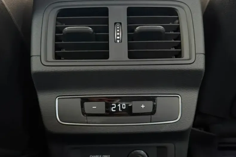 Audi Q5 din 2024 cu 16.500 km - oferta AUD197800 - foto 23