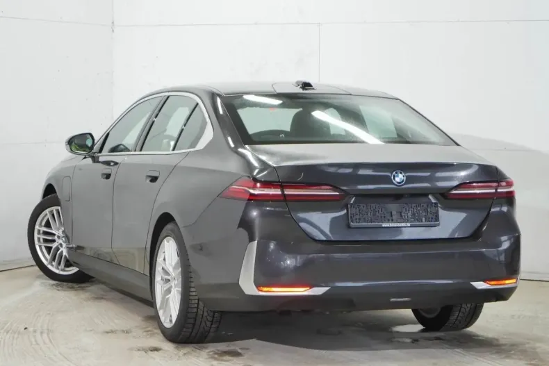 BMW 530 (Seria 5) din 2024 cu 17.198 km - oferta BMW197802 - foto 3