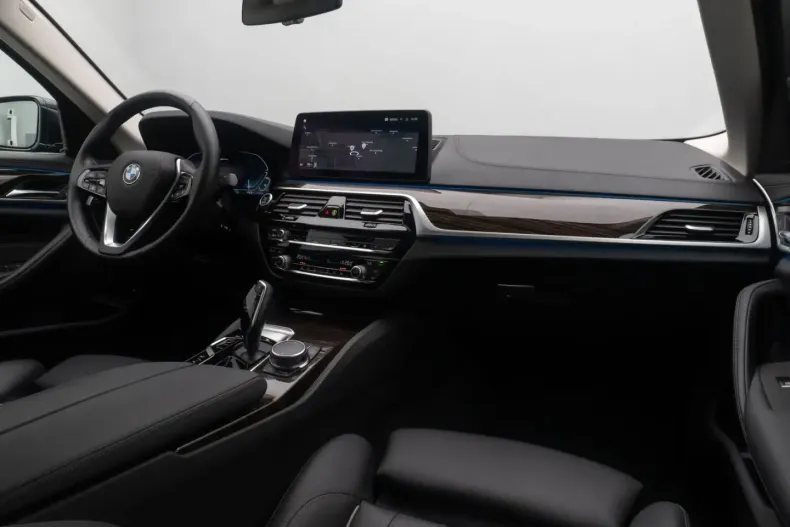 BMW 530 (Seria 5) din 2022 cu 37.911 km - oferta BMW197805 - foto 39