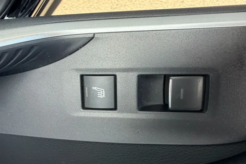 Toyota RAV4 din 2024 cu 17.000 km - oferta TOY197806 - foto 8