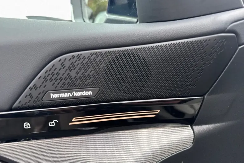 BMW 530 (Seria 5) din 2024 cu 32.601 km - oferta BMW197812 - foto 13