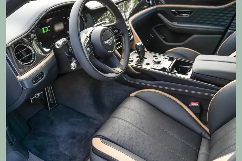 Bentley Flying Spur din 2025 cu 5.400 km - oferta BEN197813 - foto 10