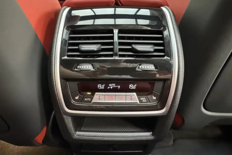 BMW X6 M (Seria X) din 2024 cu 25.122 km - oferta BMW197822 - foto 20