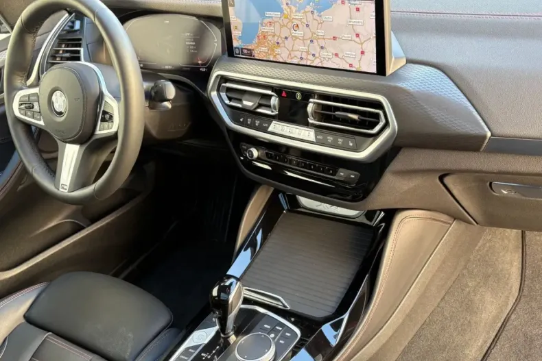 BMW X4 (Seria X) din 2025 cu 8.786 km - oferta BMW197828 - foto 12