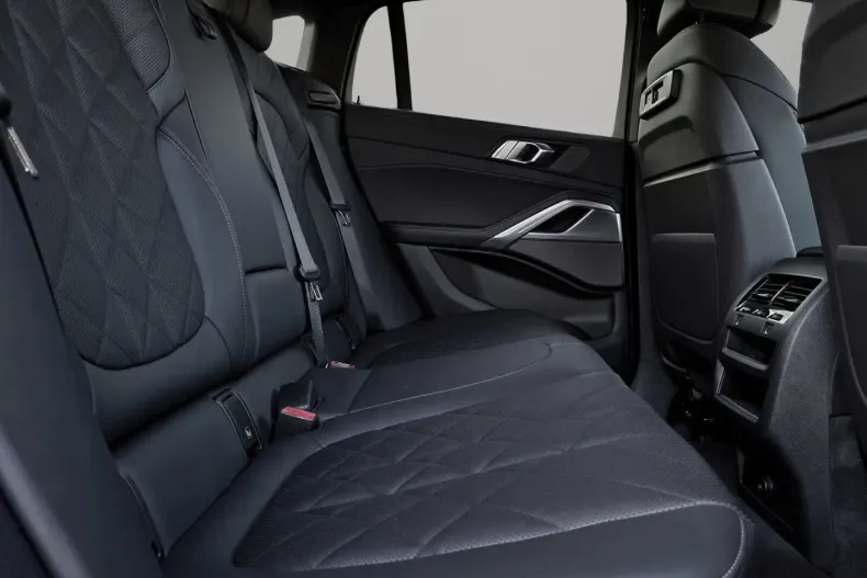 BMW X6 (Seria X) din 2022 cu 45.723 km - oferta BMW197831 - foto 12