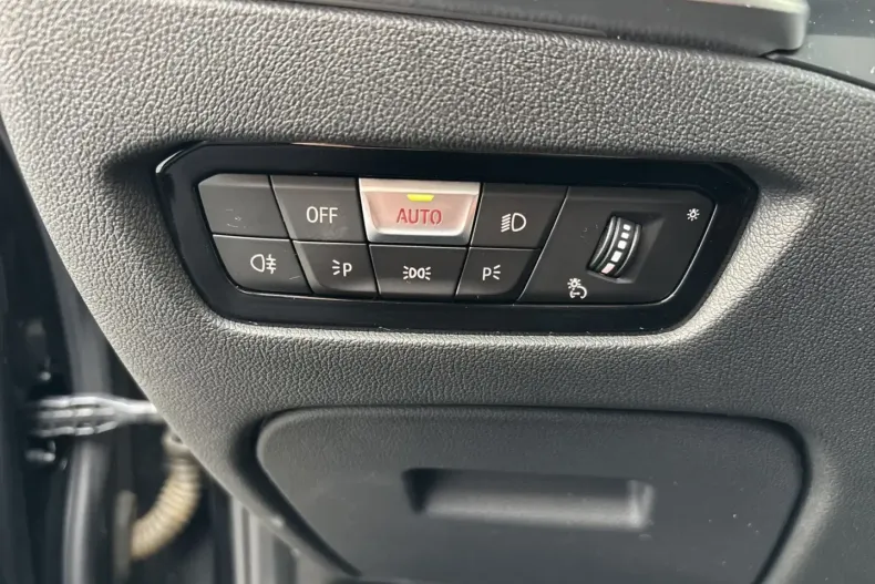 BMW 320 (Seria 3) din 2022 cu 76.441 km - oferta BMW197842 - foto 17