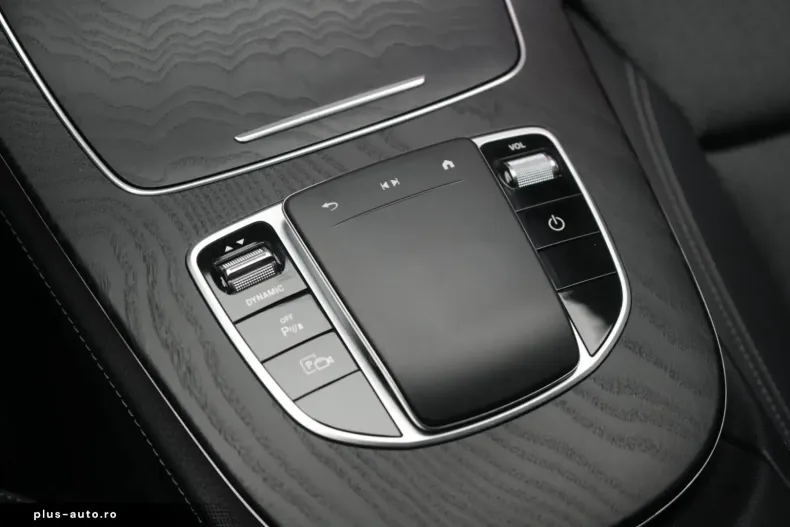 Mercedes-Benz E 300 (Clasa E) din 2021 cu 49.000 km - oferta MER197846 - foto 14