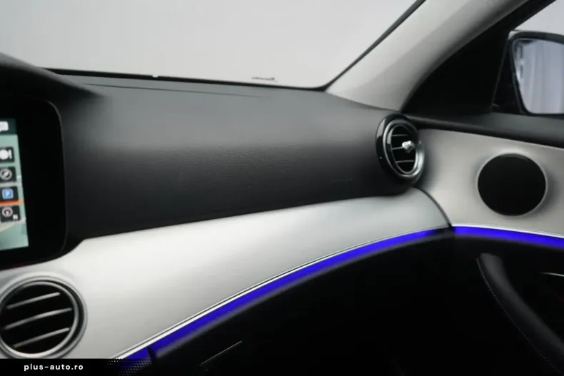 Mercedes-Benz E 300 (Clasa E) din 2021 cu 49.000 km - oferta MER197846 - foto 17