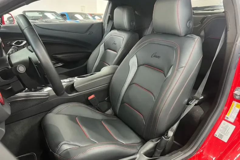 Chevrolet Camaro din 2024 cu 8.000 km - oferta CHE197856 - foto 8