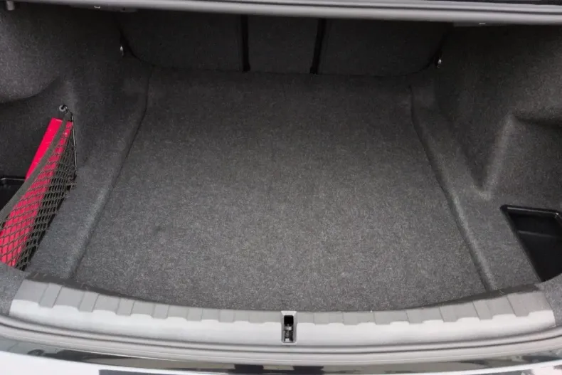 BMW 320 (Seria 3) din 2025 cu 24.850 km - oferta BMW197859 - foto 12