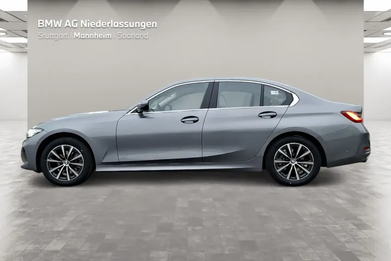 BMW 320i (Seria 3) din 2022 cu 22.376 km - oferta BMW197862 - foto 3