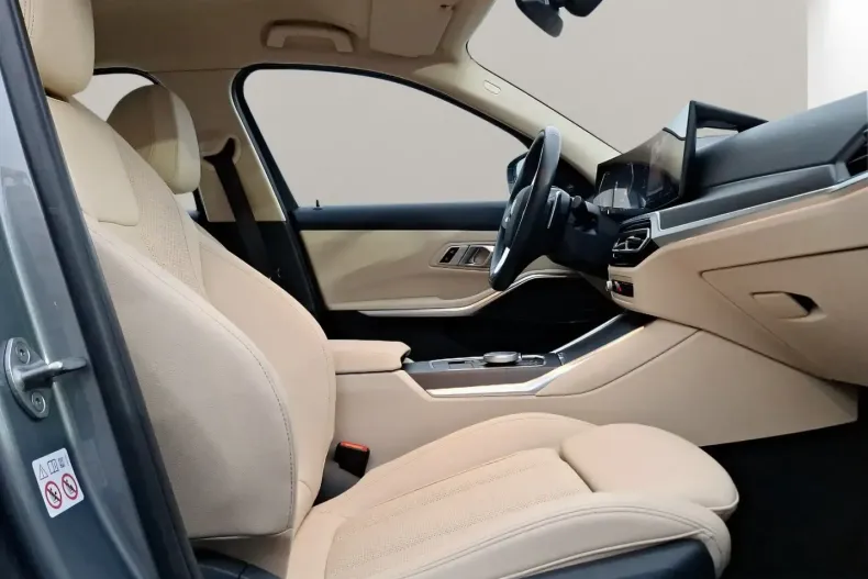 BMW 320i (Seria 3) din 2022 cu 22.376 km - oferta BMW197862 - foto 5