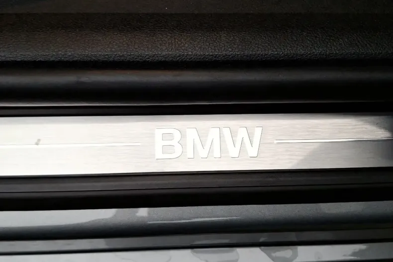 BMW 320i (Seria 3) din 2022 cu 22.376 km - oferta BMW197862 - foto 20