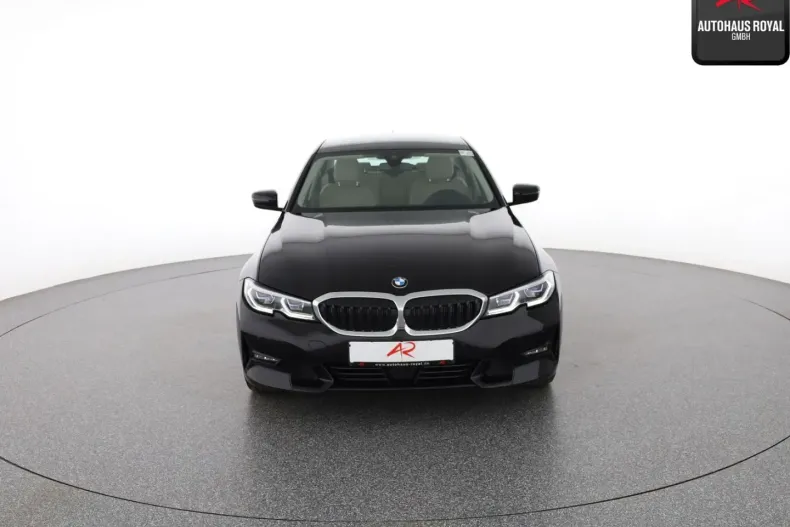 BMW 320i (Seria 3) din 2021 cu 48.439 km - oferta BMW197863 - foto 8
