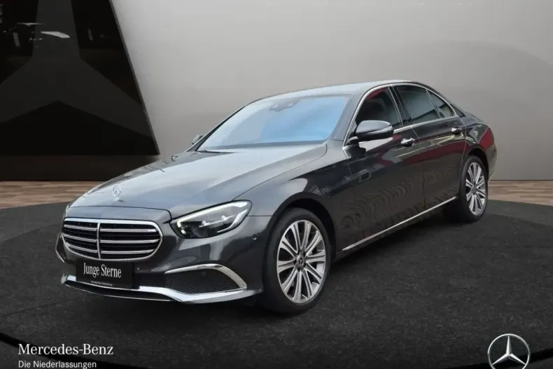 Mercedes-Benz E 300 (Clasa E) din 2022 cu 41.368 km - oferta MER197865 - foto 2