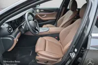 Mercedes-Benz E 300 (Clasa E) din 2022 cu 41.368 km - oferta MER197865 - foto 11