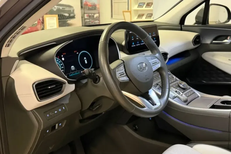 Hyundai Santa Fe din 2021 cu 69.800 km - oferta HYU197868 - foto 4