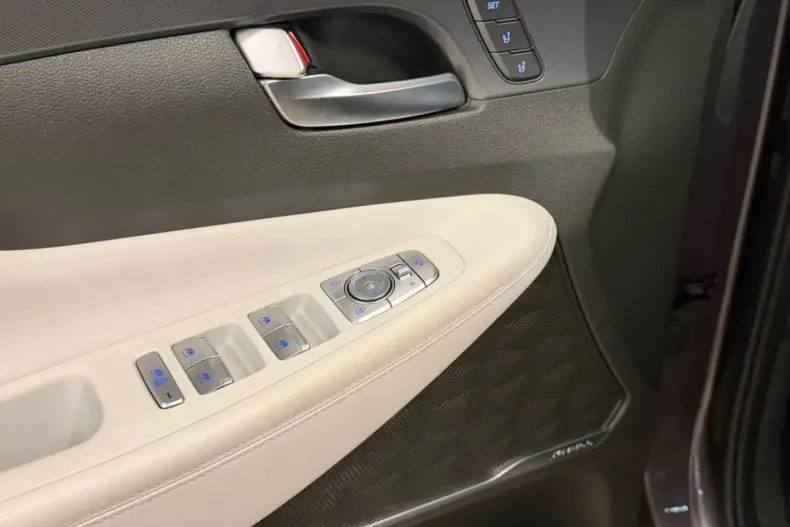 Hyundai Santa Fe din 2021 cu 69.800 km - oferta HYU197868 - foto 6