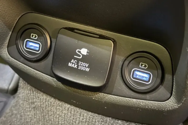 Hyundai Santa Fe din 2021 cu 69.800 km - oferta HYU197868 - foto 17