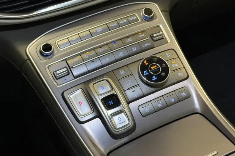 Hyundai Santa Fe din 2021 cu 69.800 km - oferta HYU197868 - foto 21