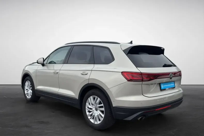 Volkswagen Touareg din 2025 cu 24.745 km - oferta VOL197871 - foto 3