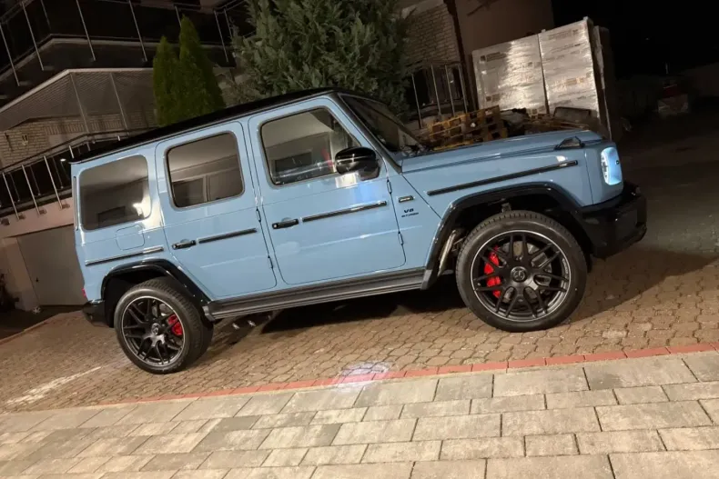 Mercedes-Benz G 63 AMG (Clasa G) din 2025 cu 15.500 km - oferta MER197875 - foto 2