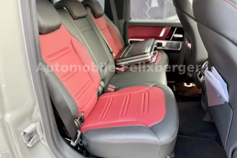 Mercedes-Benz G 450 (Clasa G) din 2024 cu 9.800 km - oferta MER197880 - foto 16