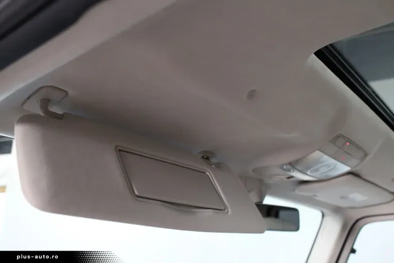 Mercedes-Benz G 450 (Clasa G) din 2025 cu 13.618 km - oferta MER197881 - foto 18