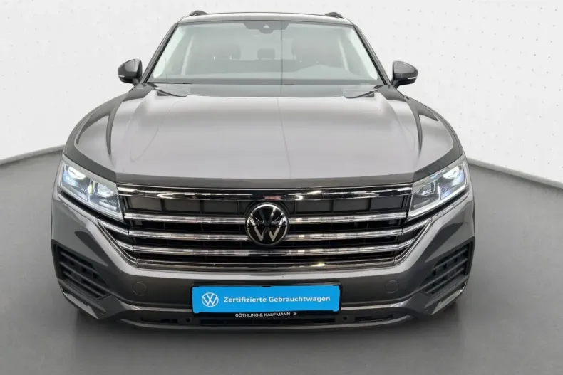 Volkswagen Touareg din 2025 cu 21.965 km - oferta VOL197882 - foto 1