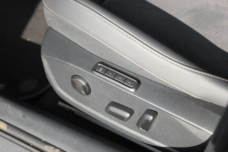 Cupra Formentor din 2025 cu 15.860 km - oferta CUP197893 - foto 12