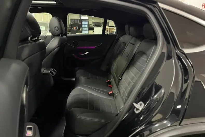 Mercedes-Benz GLC 300 (Clasa GLC) din 2022 cu 60.648 km - oferta MER197904 - foto 20
