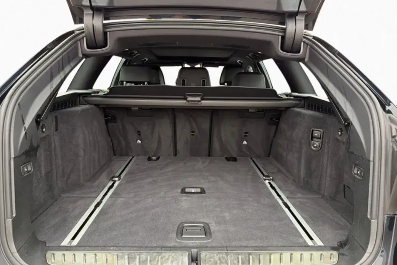 BMW 530d (Seria 5) din 2022 cu 73.042 km - oferta BMW197905 - foto 11