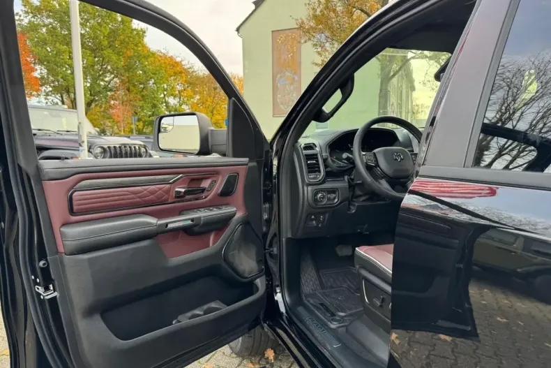 Dodge RAM din 2026 cu 10 km - oferta DOD197911 - foto 17