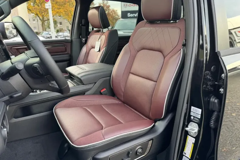 Dodge RAM din 2026 cu 10 km - oferta DOD197911 - foto 18