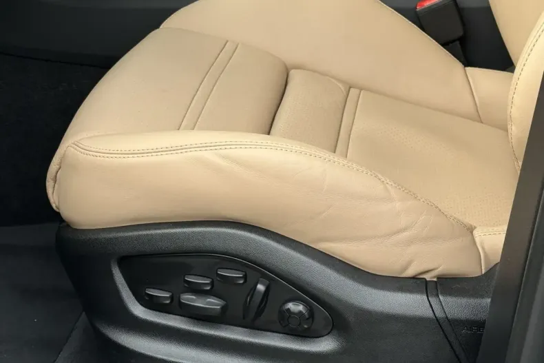 Porsche Cayenne din 2025 cu 14.980 km - oferta POR197912 - foto 8