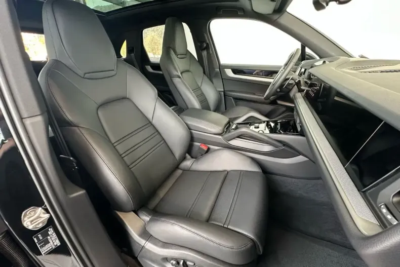 Porsche Cayenne din 2025 cu 6.000 km - oferta POR197924 - foto 20