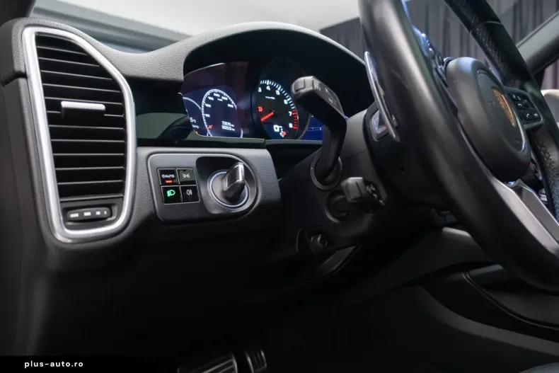 Porsche Cayenne din 2022 cu 72.760 km - oferta POR197932 - foto 20