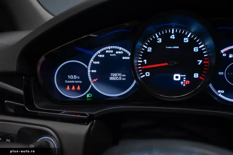 Porsche Cayenne din 2022 cu 72.760 km - oferta POR197932 - foto 26