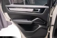 Porsche Cayenne din 2022 cu 72.760 km - oferta POR197932 - foto 33