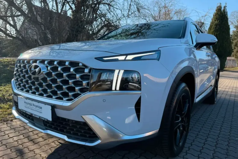 Hyundai Santa Fe din 2022 cu 48.750 km - oferta HYU197939 - foto 1